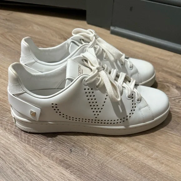 Valentino Garavani 25mm Backnet Sneaker 6.5 - Picture 12 of 15